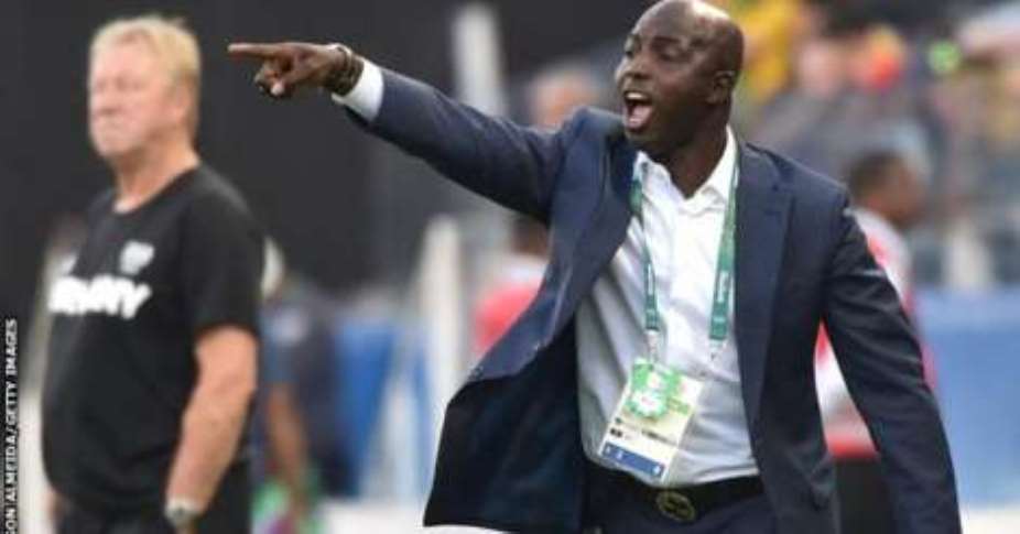 Samson Siasia: Former Olympic coach Siasia demands unpaid salary from Nigeria