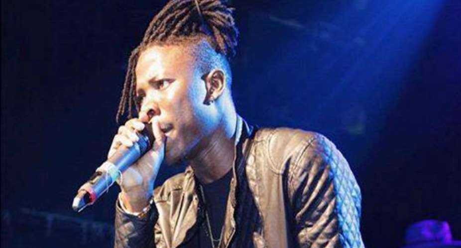 WATCH VIDEO: Stonebwoy Rocking The Stage At Ongoing 2017 BHIM Concert With  'Savage' Reggae Session