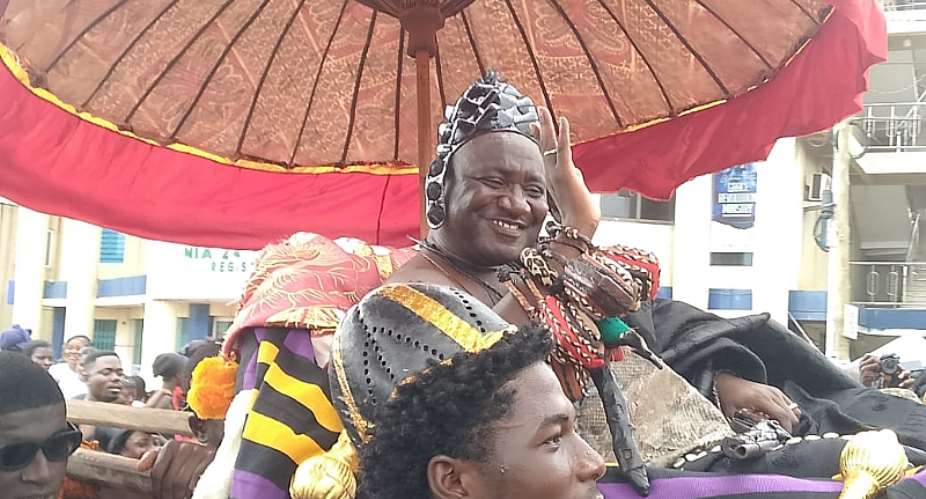 Odeefour Ogyeamansan Boahen Korkor II, Omanhene of Sunyani
