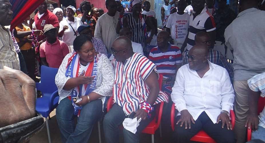 Naa Torshie chatting with Carlos Ahenkorah at the rally ground