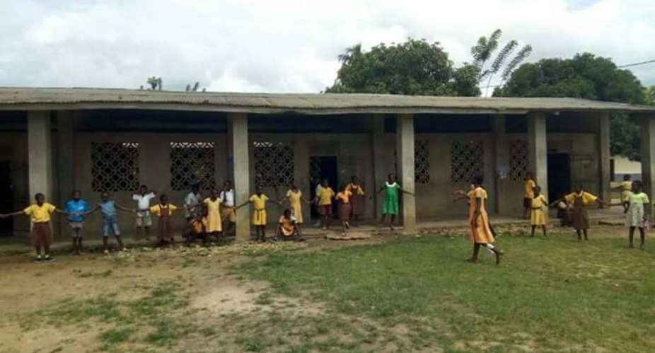 Photos:The Sangy Foundation Renovates Dilapidated School In V-Gbodome, Hohoe