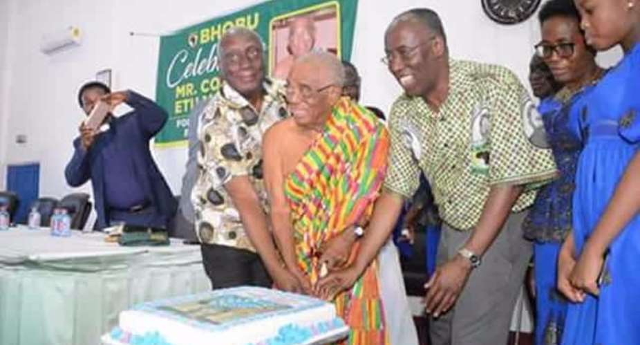 Old Boys of Bishop Herman College honour pioneer tutor, Etu-Mantey