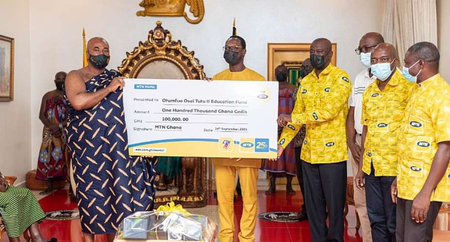MTN Ghana donates Ghc100,000 to Otumfuors Educational Fund