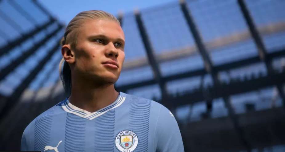ELECTRONIC ARTSImage caption: Manchester City's Erling Haaland is the first cover star of the new football simulator