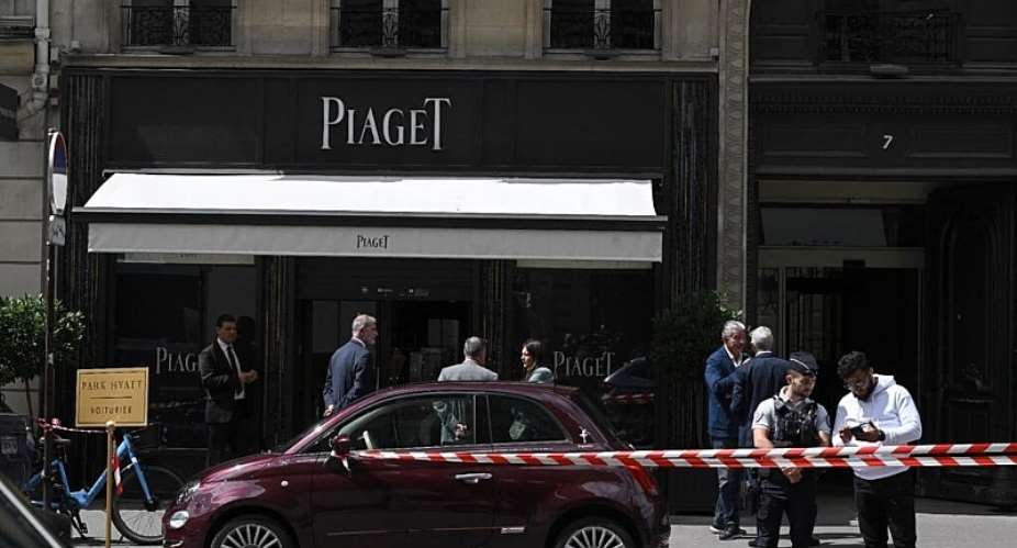 Five suspects arrested for multi-million euro jewellery heist in Paris