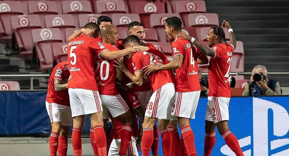 LISBON, PORTUGAL - SEPTEMBER 29: BILD OUT Darwin Nunez of SL Benfica celebrates after scoring his team's first goal with teammates during the UEFA Champions League group E match between SL Benfica and FC Barcelona at Estadio da Luz on September 29, 2021Image credit: Getty Images