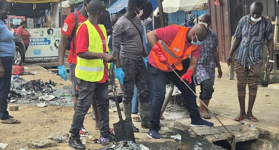 “Clear Tema of stray cattle — Titus Glover directsMCE