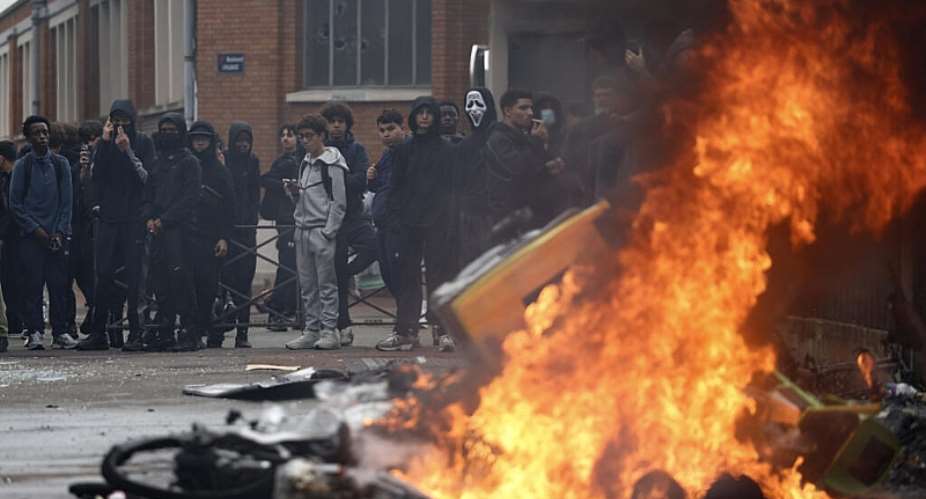 The protests sometimes turned violent -  Sameer AL-DOUMY / AFP