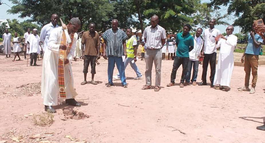 Busunu Makes Progress With The Construction Of Teachers Quarters