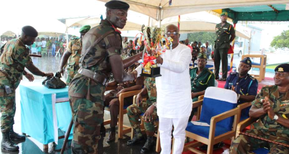 Headquarters Central Command Wins Inter-Unit Drill Competition