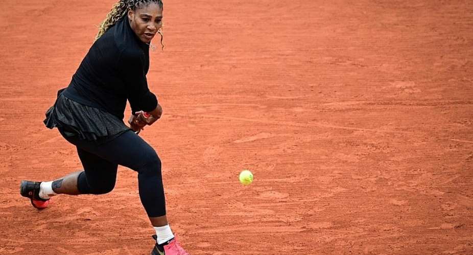 Serena Williams withdraws from French Open with achilles injury