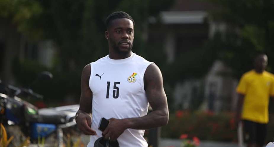 Injury blow for Crystal Palace as Jeffrey Schlupp limps of in Ghanas game against Ethiopia