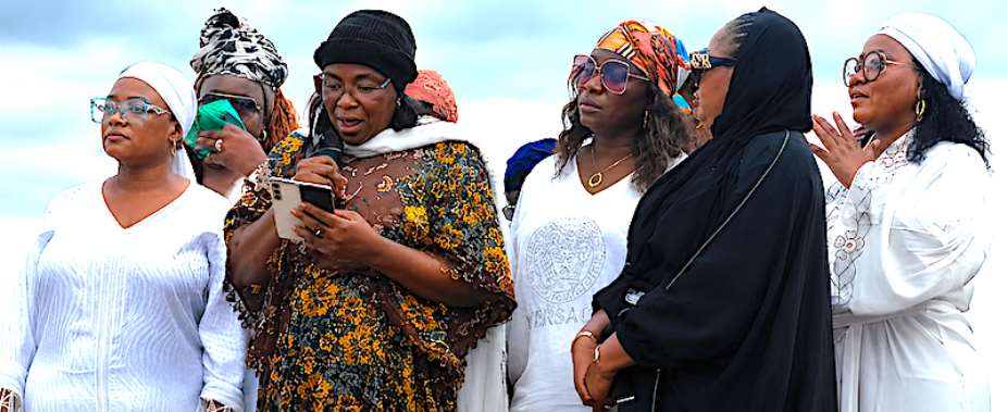 Faithia Williams Pays Emotional Tribute To Ogogo At Fidau Prayer