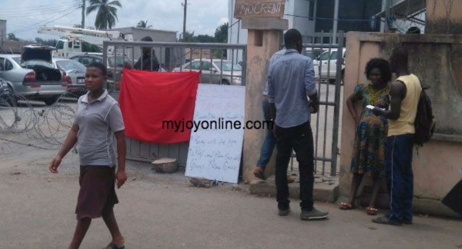 Strike to protest sale of ECG enters day two