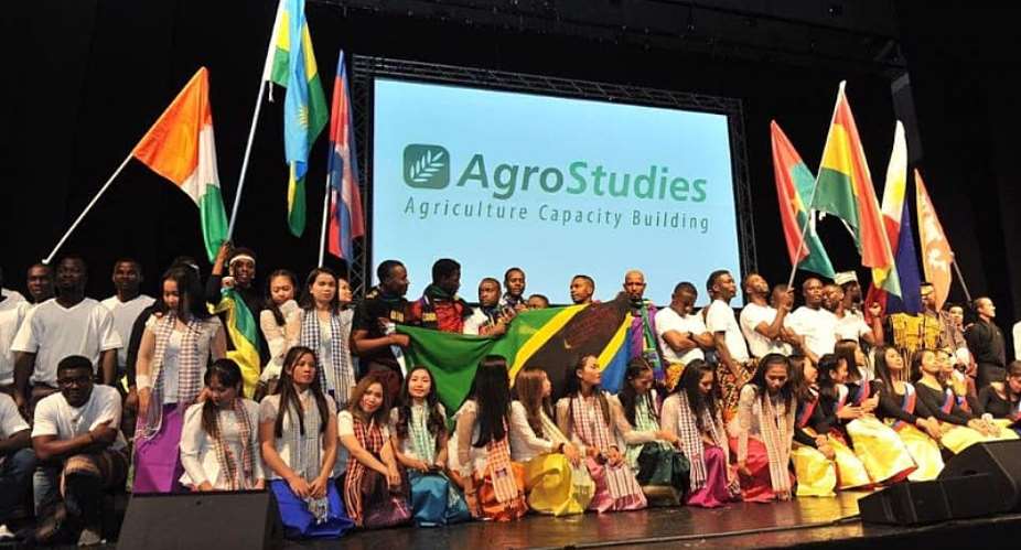 Ghanaian Agric Students Complete Agrostudies Training In Israel