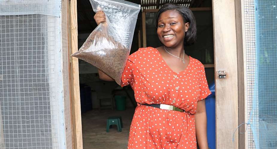 Every waste counts: A young Ghanaian woman using organic waste to produce animal feed and fertilizer for farmers