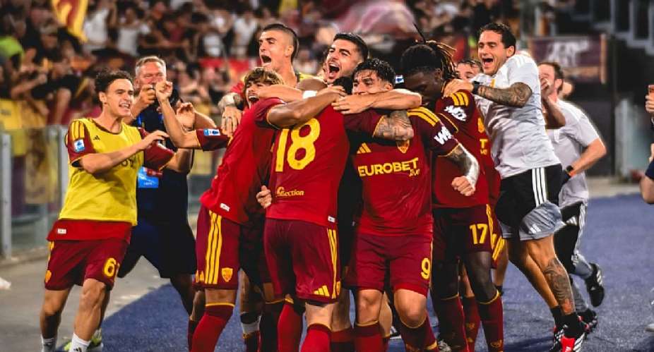 Serie A: AS Roma rally from behind to shock Atalanta to extend perfect start