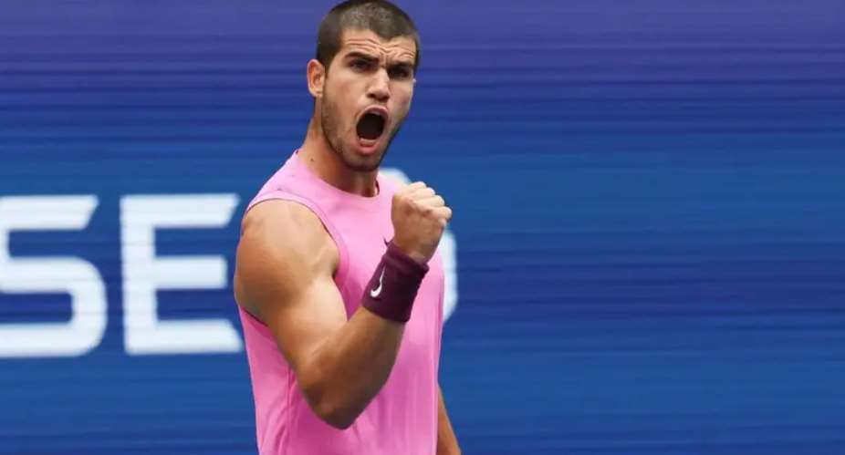Carlos Alcaraz overpowers Novak Djokovic to reach U.S. Open final