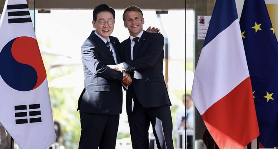Warning of the dangers of AI, Lee said: The audiovisual industry must be rooted in human creativity and ... human emotions. -  Valery HACHE / POOL/AFP