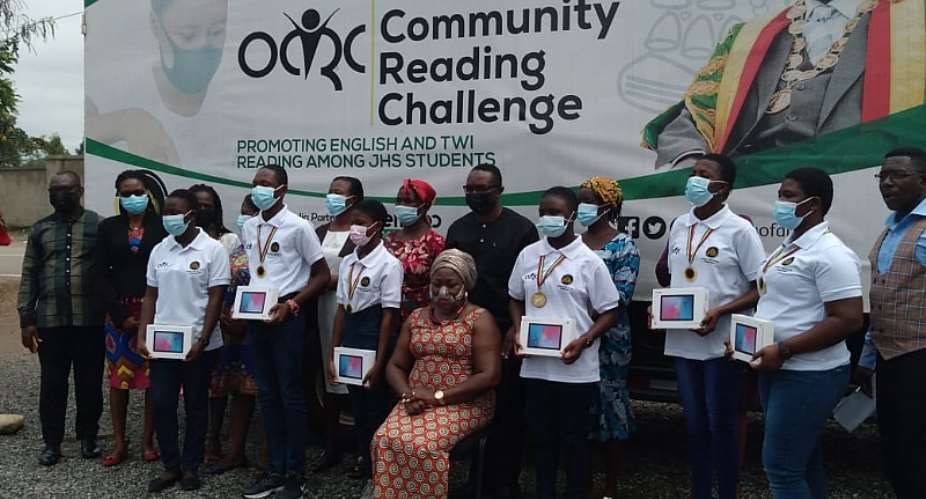 Asokwa MP donates tablets to brilliant students