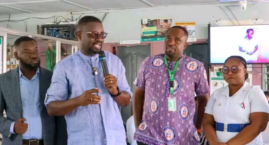Annoh-Dompreh challenges government to rescue stalled Nsawam Maternity Ward Project