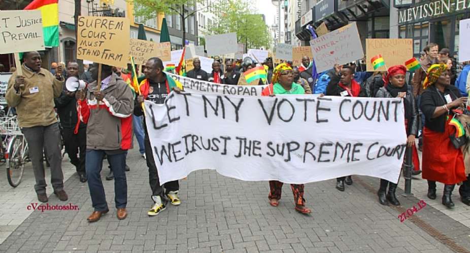 Election Petition: Ghanaians In Europe Demonstrate And Express Support For The Supreme Court And Condemn Corruption In NDC Government