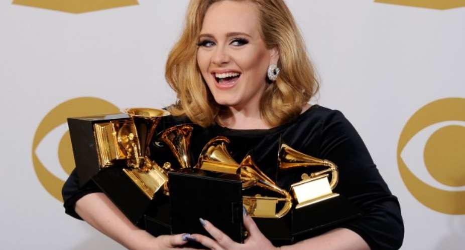 Adele8217;s Album Makes UK Chart History