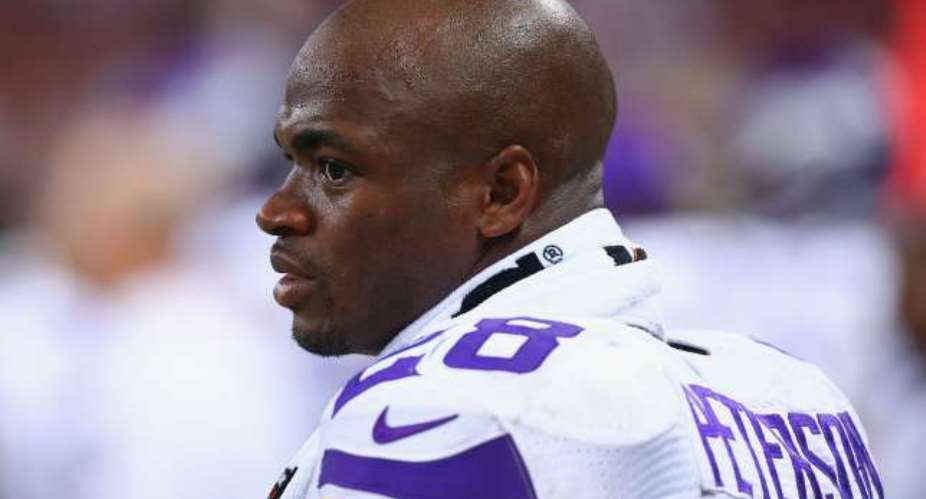 Adrian Peterson vows never to abuse kids again