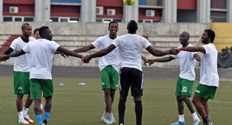 Sierra Leone's national football team players take part in a training session at the Palais Sports in Abidjan, on September 4, 2014, two days before their Africa Cup of Nations match against Ivory Coast.  By Issouf Sanogo AFP