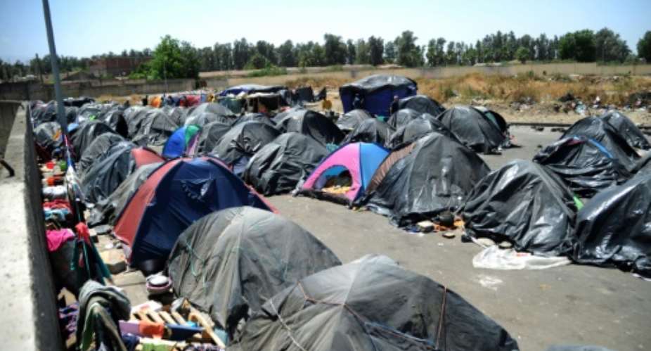 A camp of illegal migrants living rough near the Algerian town of Boufarik.  By FAROUK BATICHE (AFP/File)
