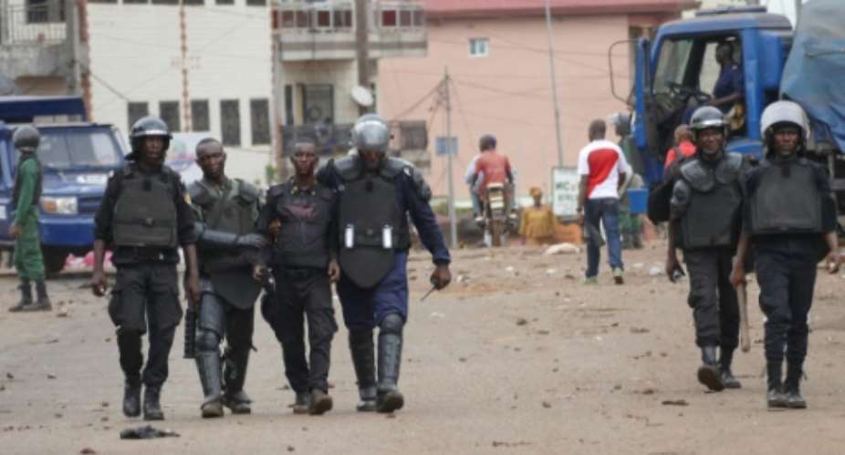 A teenager was killed in clashes between opposition youth and the police in the capital Conakry on Tuesday.  By CELLOU BINANI (AFP)