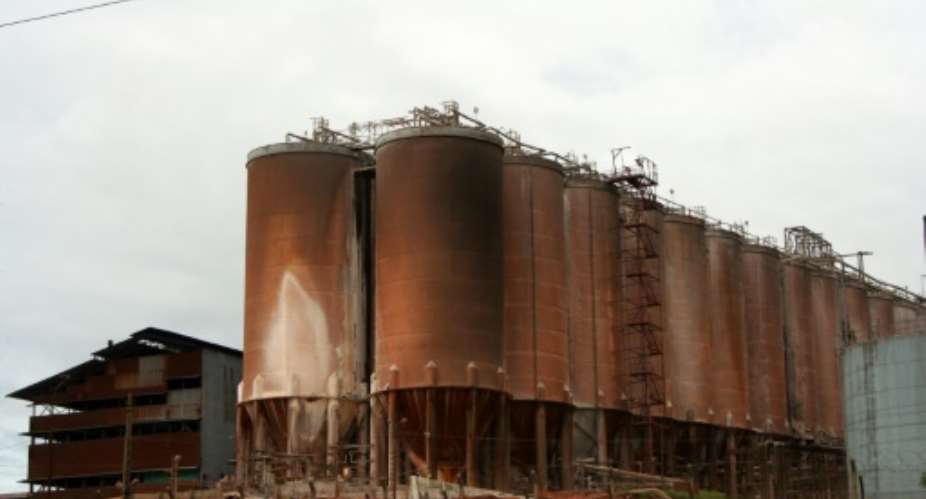 Aluminium giant Rusal has decided to reopen an aluminium refinery in Guinea closed since 2012.  By CELLOU BINANI AFPFile