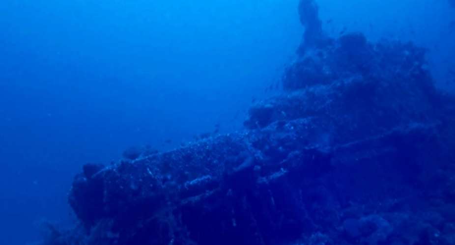 An image grab taken from a handout video from the Ras Adar diving club on October 8, 2020 shows the wreck of French submarine Ariane that was torpedoed and sunk in the Mediterranean Sea off Cap Bon in 1917 by a German submarine.  By - CLUB DE PLONGE RAS ADARAFP