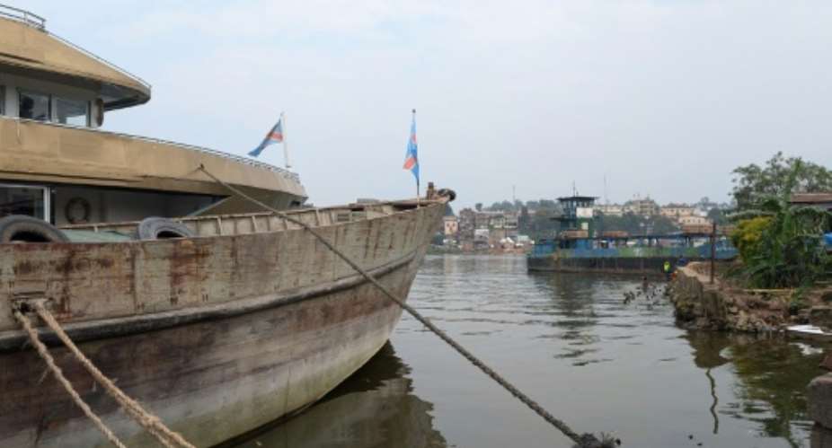Boats are no longer allowed on Lake Kivu, depriving the Congolese city of Bukavu of food grown near captured Goma.  By Amani Alimasi (AFP)