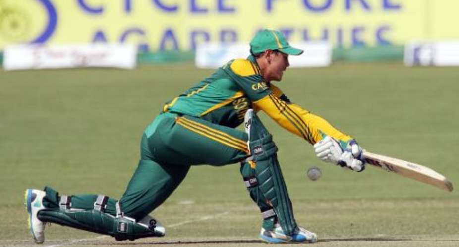 South Africa batsman Quinton de Kock in action during the third and final match of the one-day international ODI series against Zimbabwe at the Queens Sports Club in Bulawayo, on August 21, 2014.  By Jekesai Njikizana AFP