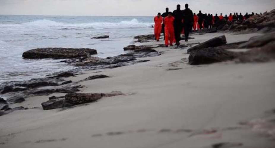 Egypt urges tough global 'intervention' against Libya militants