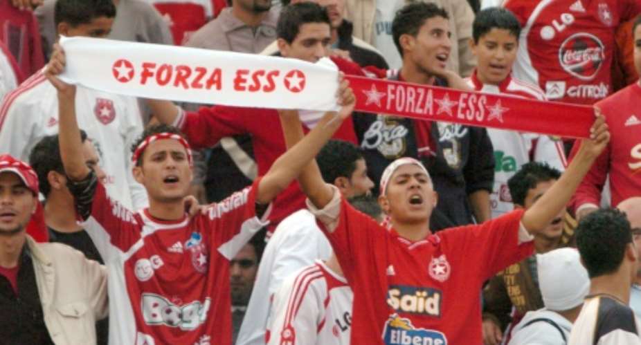 Etoile Sahel of Tunisia survived a brilliant second-leg comeback by Zamalek of Egypt in Cairo to reach a third CAF Confederation Cup final.  By Fethi Belaid AFPFile