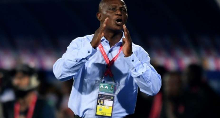Ghana coach Kwesi Appiah gives instructions during a 2-2 draw with Benin in the Africa Cup of Nations.  By OZAN KOSE AFP