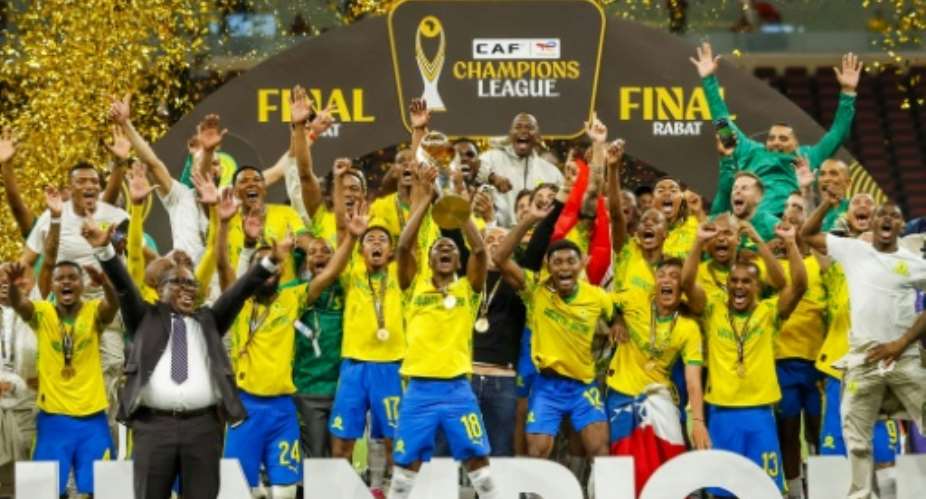 Mamelodi Sundowns celebrate after defeating FAR Rabat in the 2025/26 CAF Champions League final.  By Abdel Majid BZIOUAT (AFP)