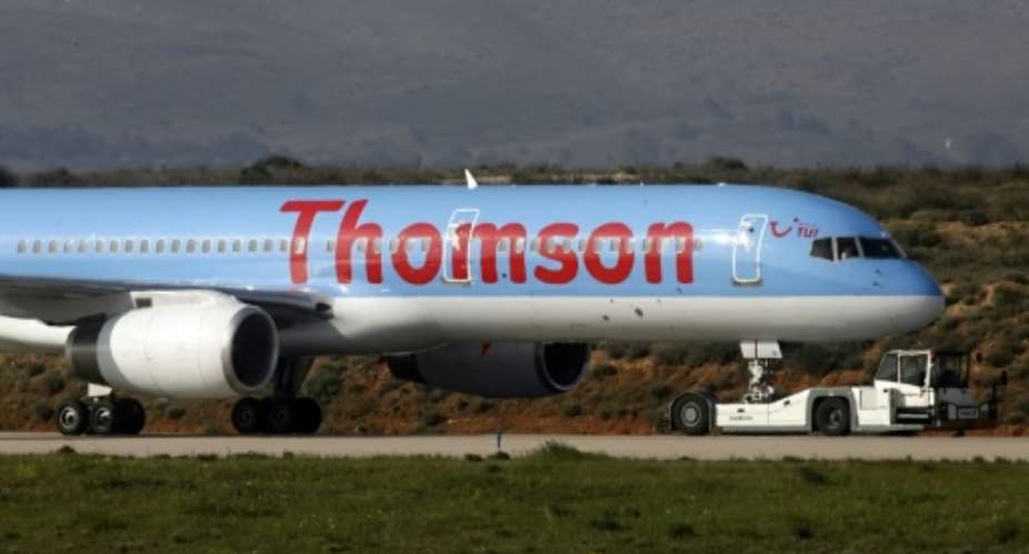 Thomson Airways is suspending resumption of regular flights to the Egyptian Red Sea resort of Sharm el-Sheikh until December 16, 2015 -- a week later than the previous deadline.  By  AFPFile