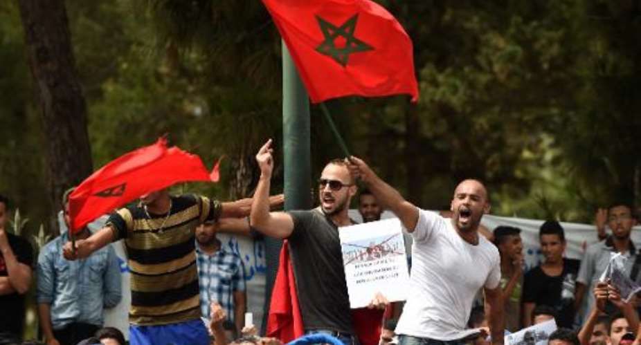 Moroccan magazine recalls burn gays issue after uproar