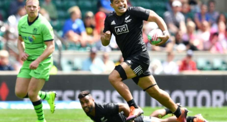 New Zealand forward Tone Ng Shiu has been included in the All Blacks Sevens squad for this weekend's Oktoberfest 7s in Munich, which boats an impressive line-up of teams..  By Ben STANSALL AFPFile