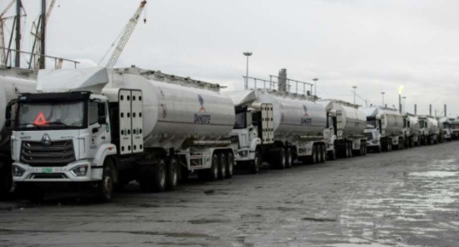 Nigeria has a big oil industry.  By TOYIN ADEDOKUN (AFP)