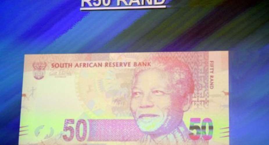 The new South African bank note of 50 Rand.  By Stephane de Sakutin (AFP/File)