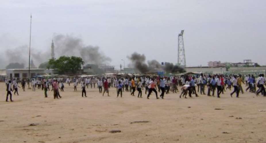 Police had earlier fired tear gas at the demonstrators in Nyala.  By  (AFP)