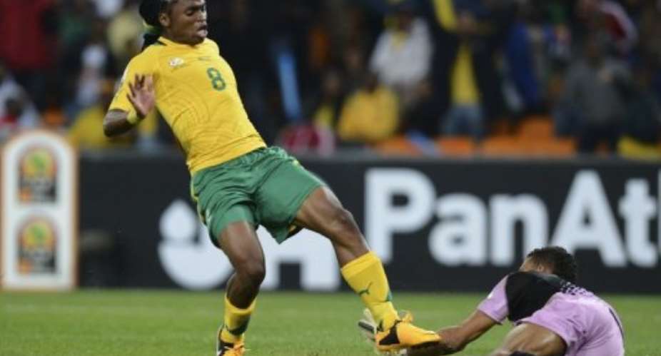 South Africa's Siphiwe Tshabalala L during an Africa Cup of Nations match against Cape Verde on January 19, 2013.  By Francisco Leong AFPFile