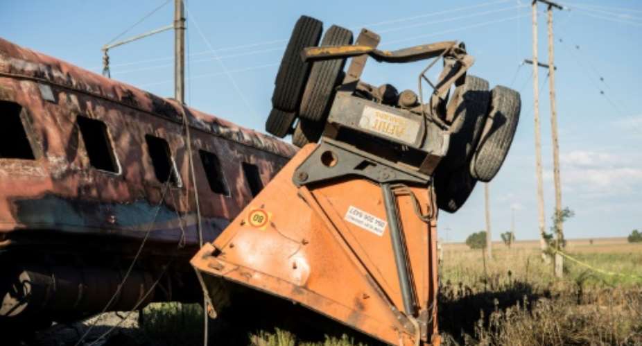 South African police have launched a manslaughter investigation into Thursday's rail crash in the centre of the country.  By WIKUS DE WET AFPFile