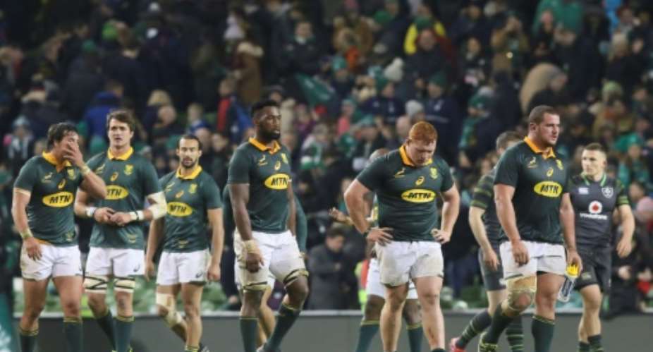 South Africa's players look dejected at the end of their rugby union Test match against Ireland, at the Aviva Stadium in Dublin, on November 11, 2017.  By Paul FAITH AFP