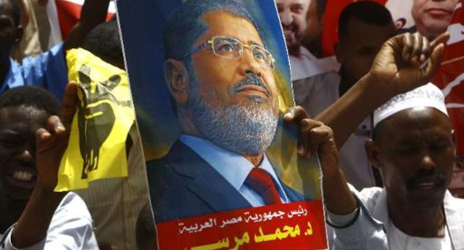 Sudan Islamists protest against Morsi death sentence