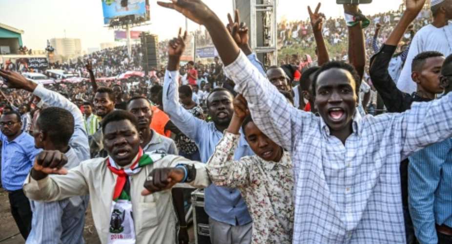 Sudan protest leaders have called for a 'million-strong' march to put pressure on the army as talks drag on over who should run the country.  By OZAN KOSE AFP